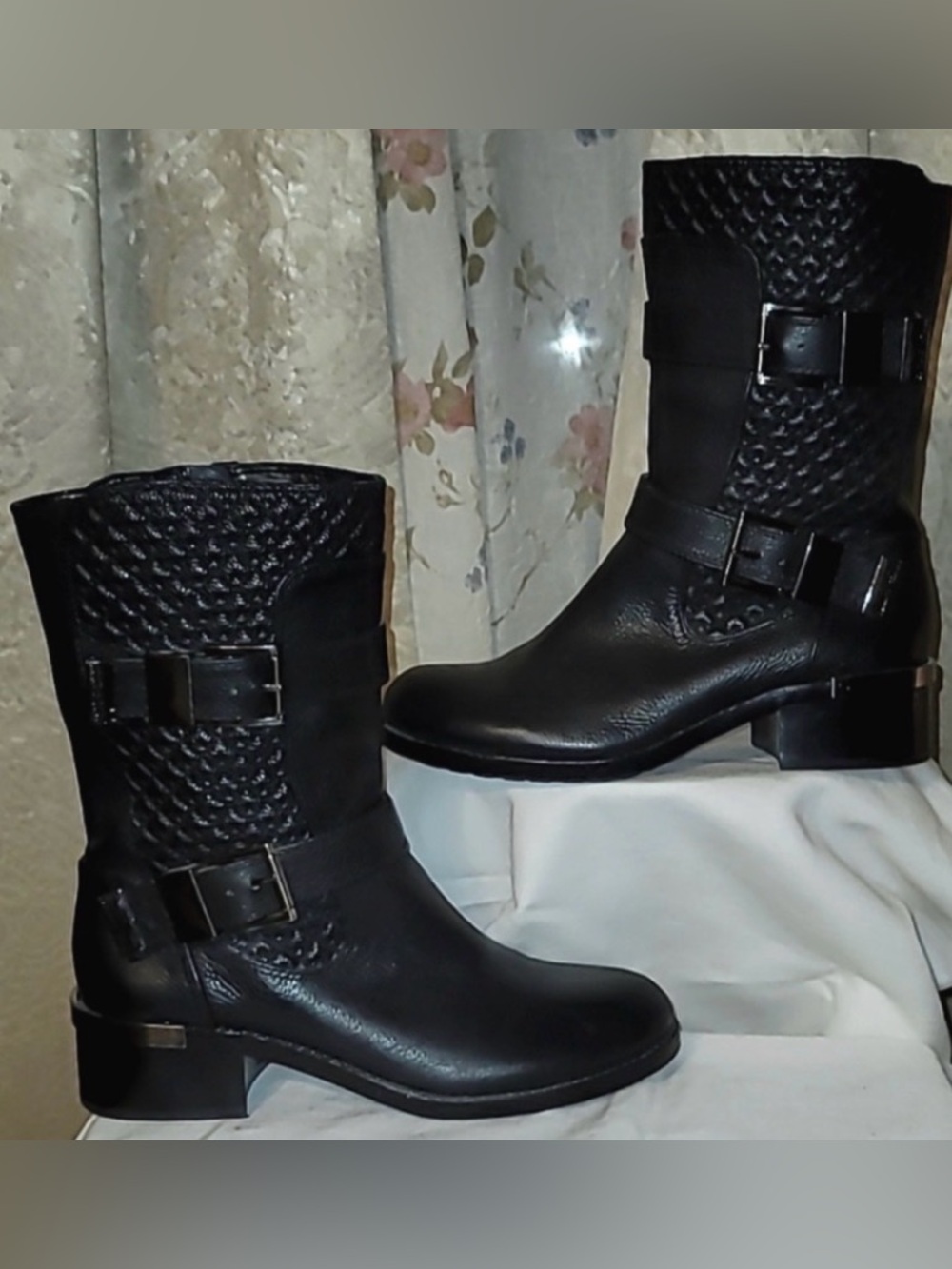 SALE! “Vince Camuto - Welton” Black Leather Boots 
Size: 8    EUC